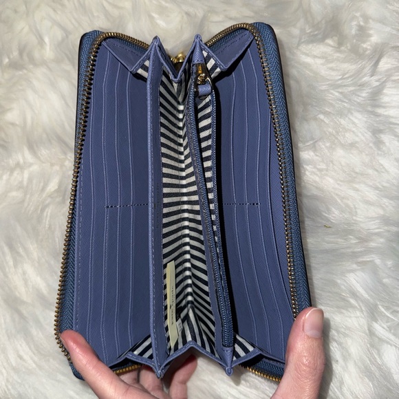 Kate Spade Wallet - Picture 7 of 8